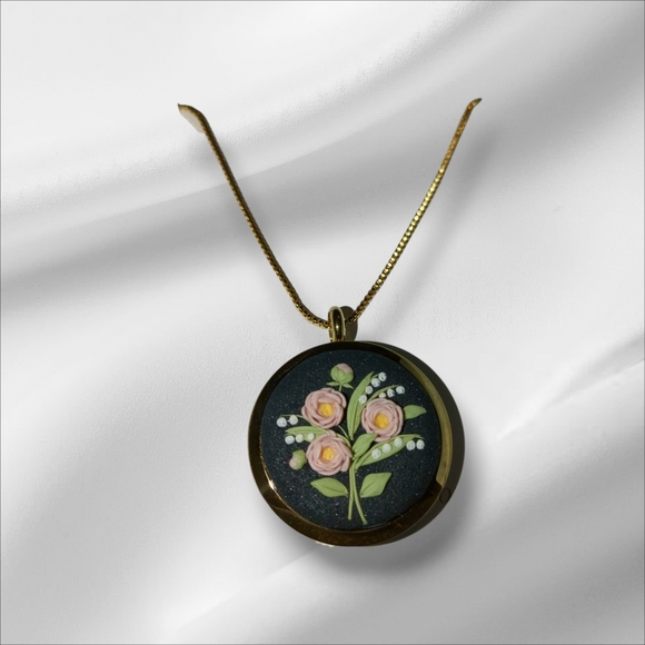 Lilly of the Valley Clay Modeled Necklace locket with inscription NWOT - Picture 5 of 7